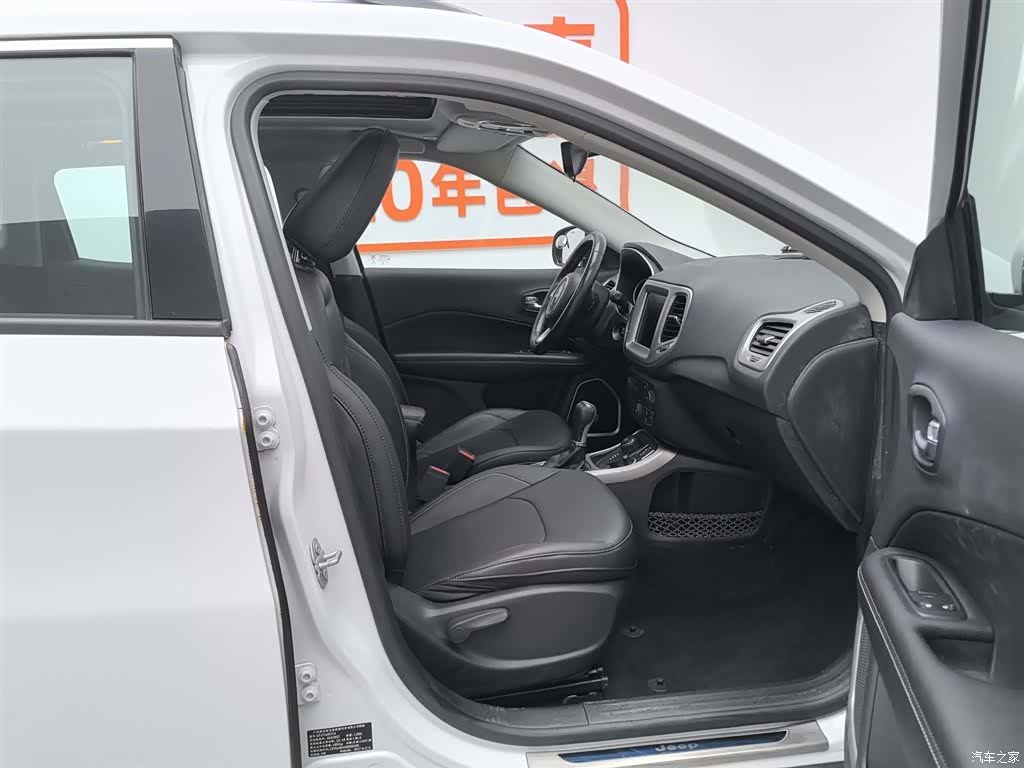 Jeep Compass, 2018 23