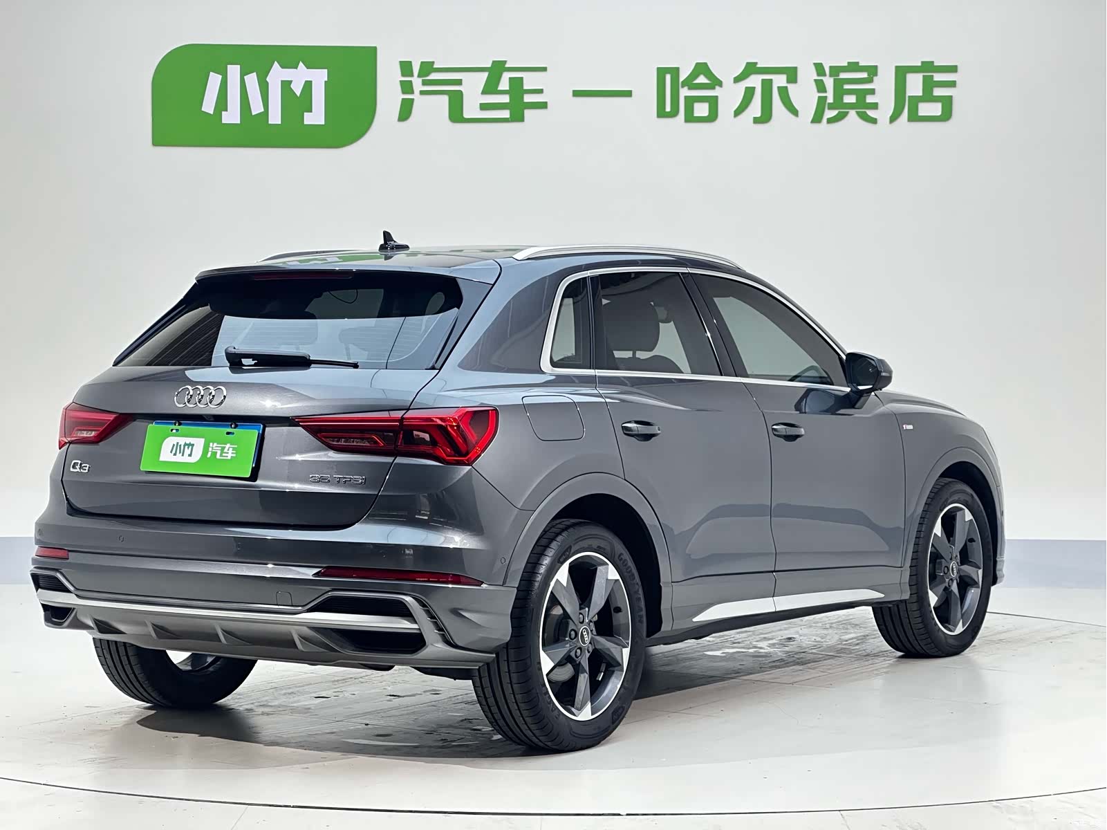 Audi Q3, 2022 все фото