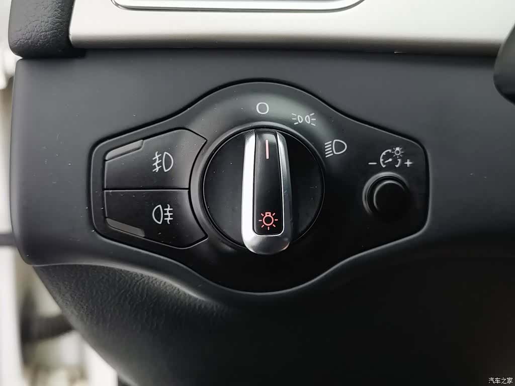 Audi A4L, 2014 21