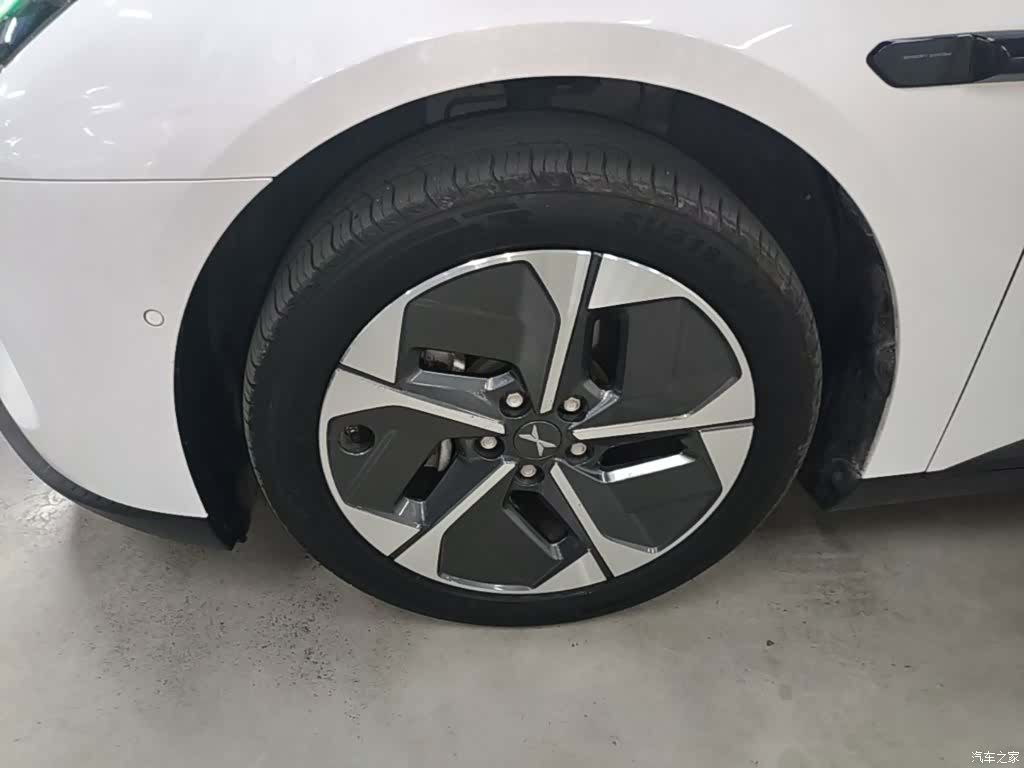 Xpeng Mona M03, 2025 23