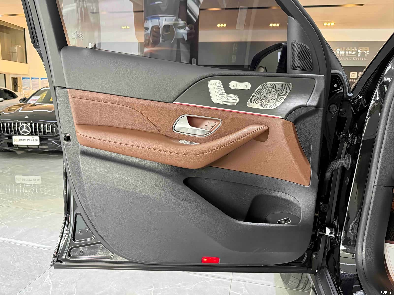Mercedes-Benz GLE, 2024 11
