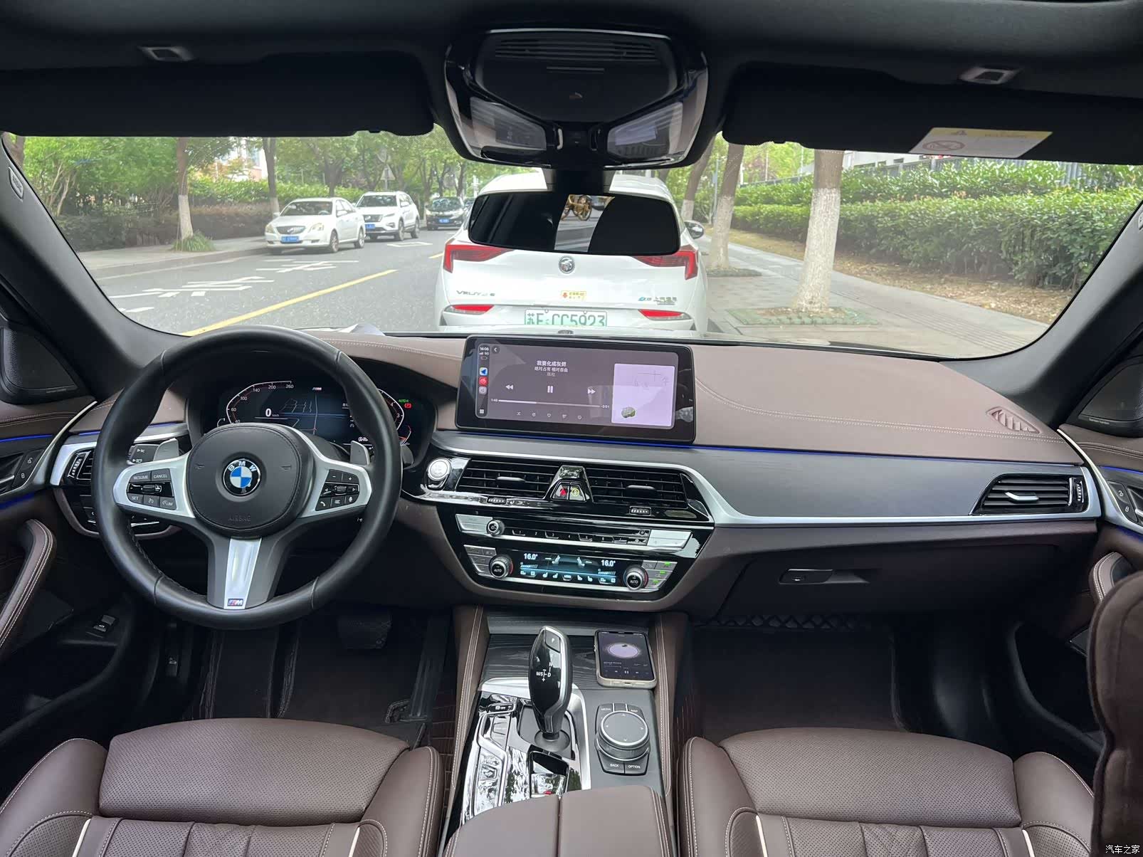 BMW 5 Series, 2022 22