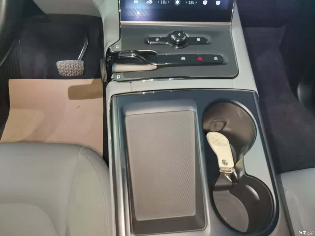 NIO ES6, 2019 14