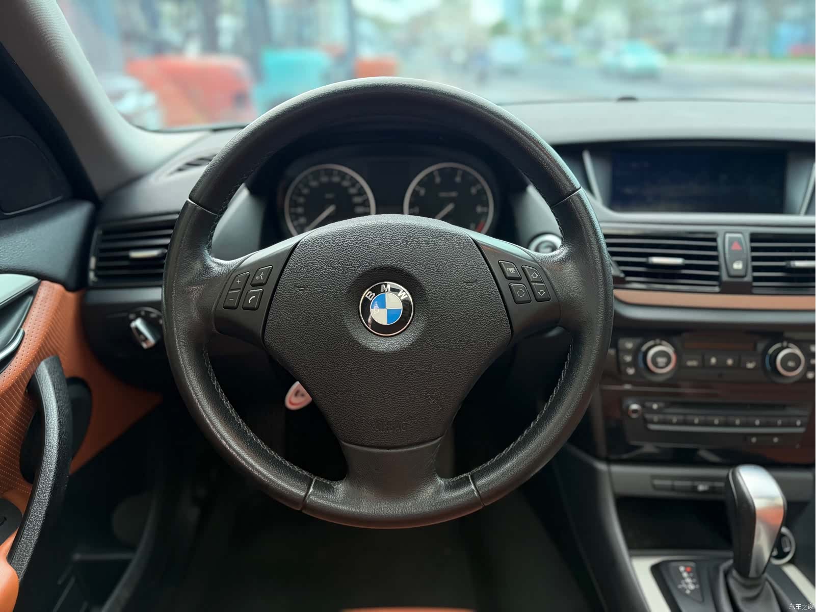 BMW X1, 2013 10