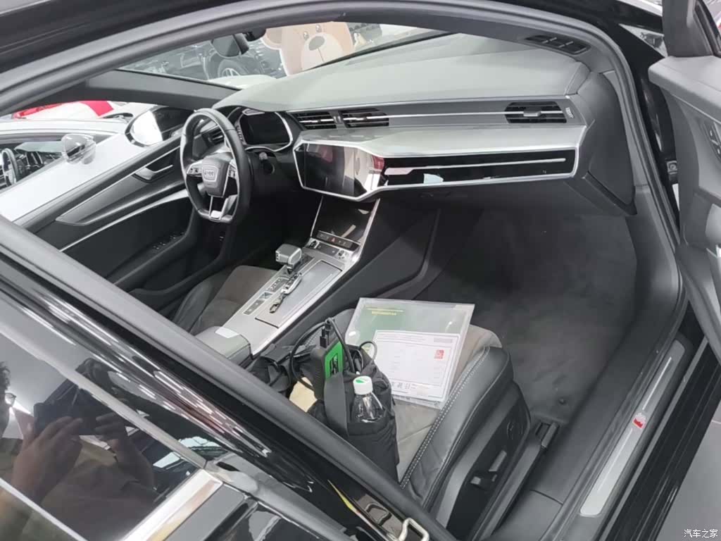Audi A6L, 2021 11