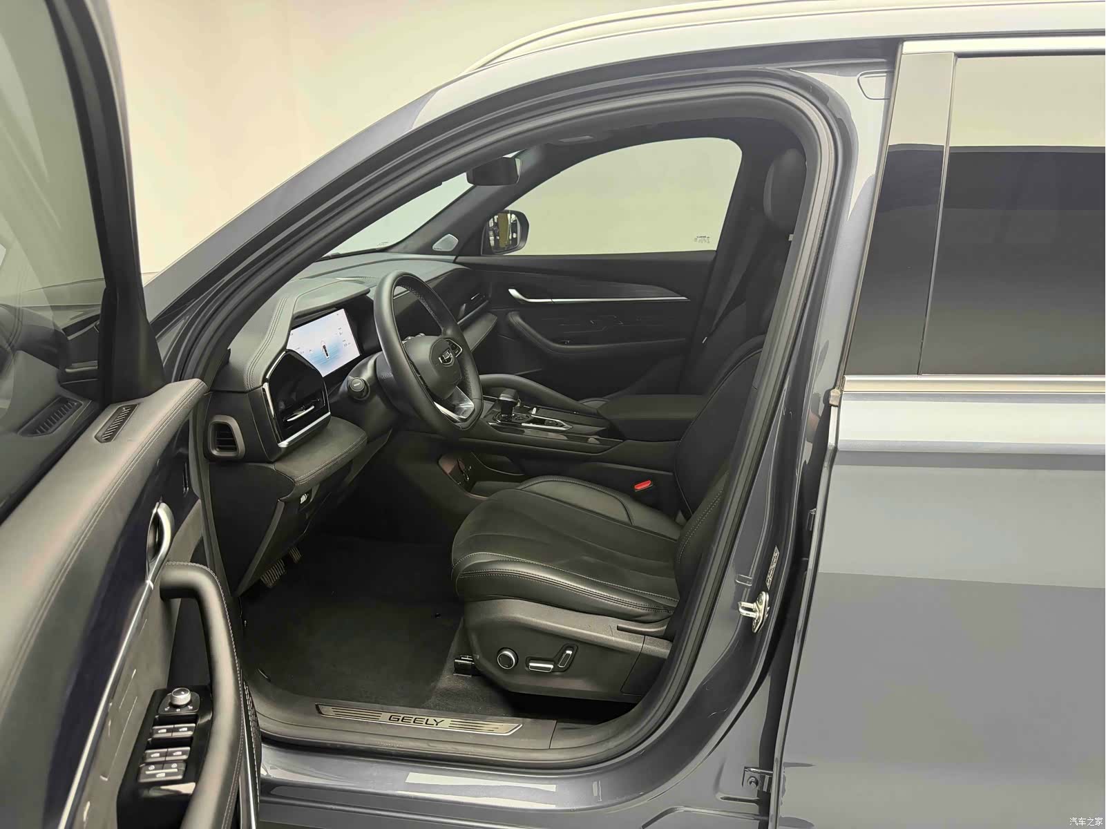 Geely Xingyue L, 2024 10