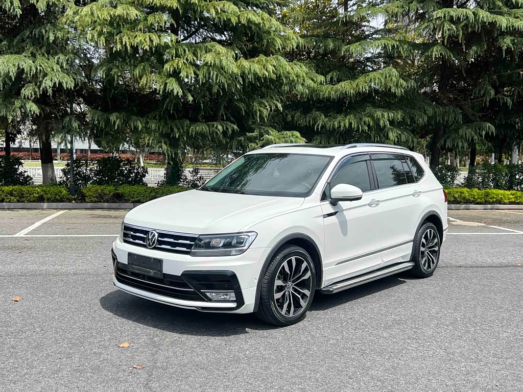 Volkswagen Tiguan L