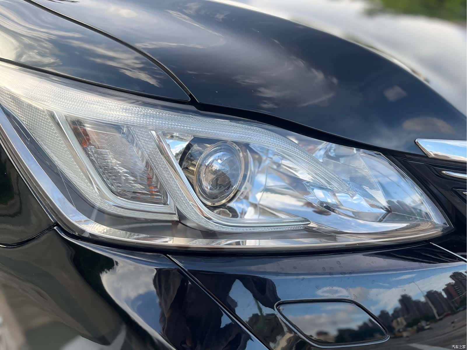Toyota Crown, 2018 10