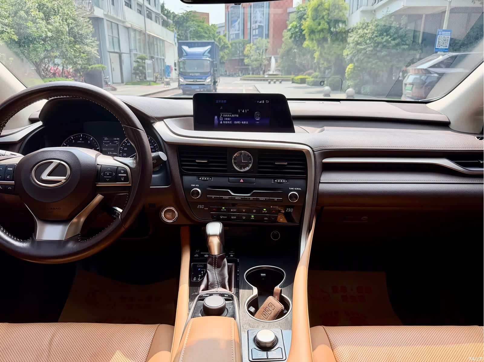 Lexus RX, 2016 12