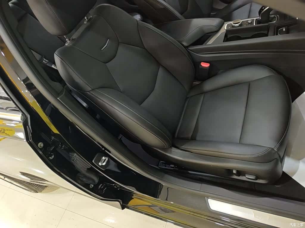 Cadillac CT5, 2026 20