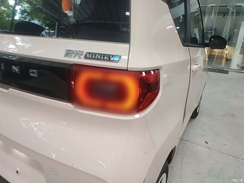 Wuling MINIEV, 2021 8