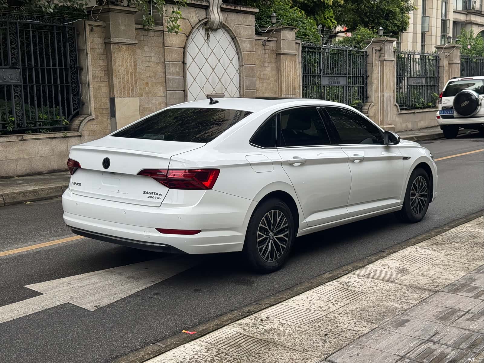 Volkswagen Sagitar, 2021 8