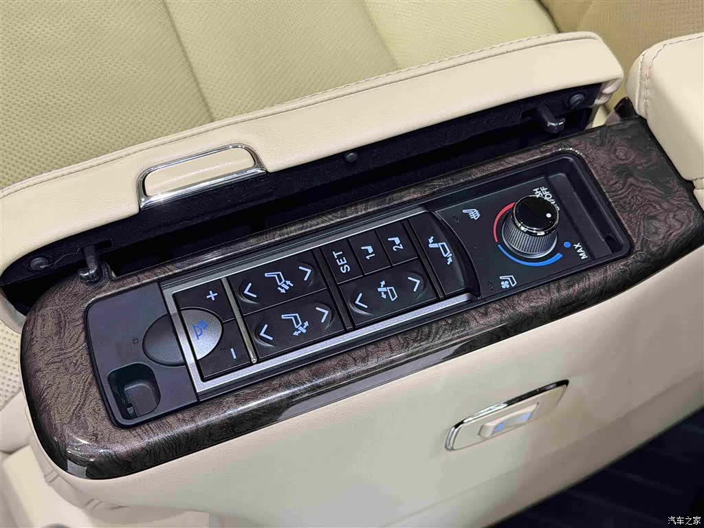 Toyota Alphard, 2019 16