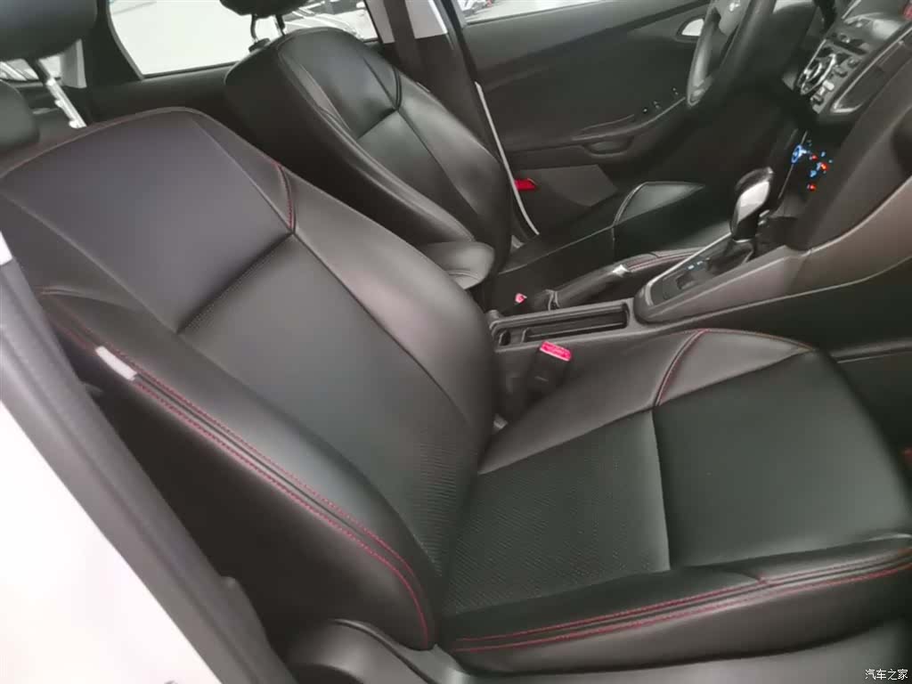 Ford Focus, 2018 25