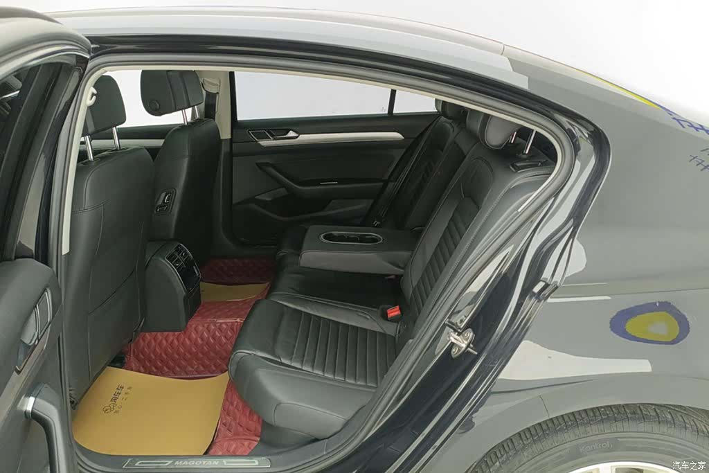 Volkswagen Magotan, 2018 11