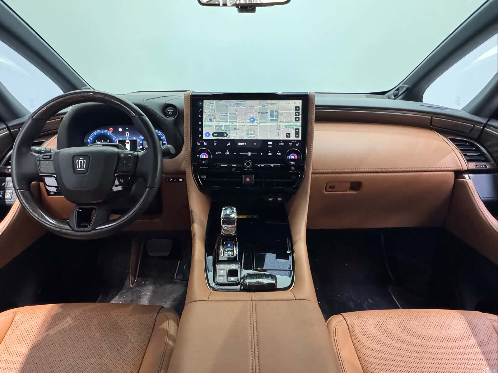 Toyota Vellfire, 2023 13