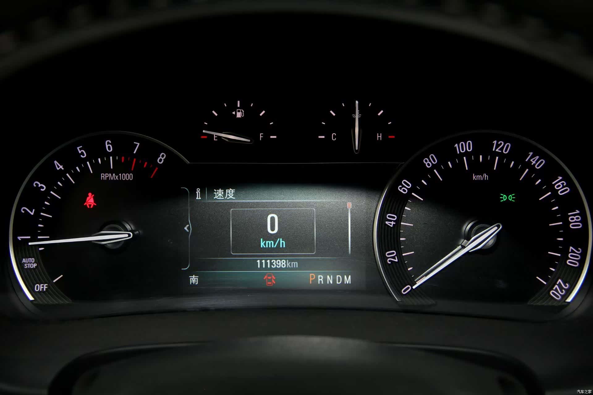 Buick GL8, 2018 14
