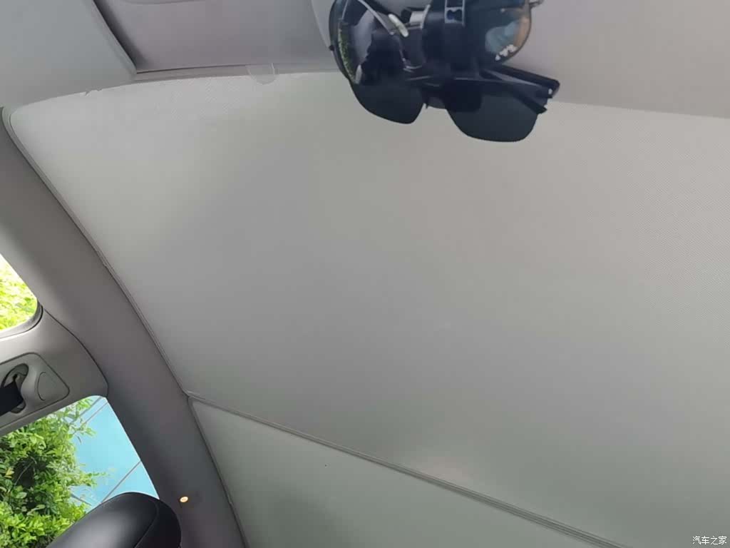 Tesla Model Y, 2022 18