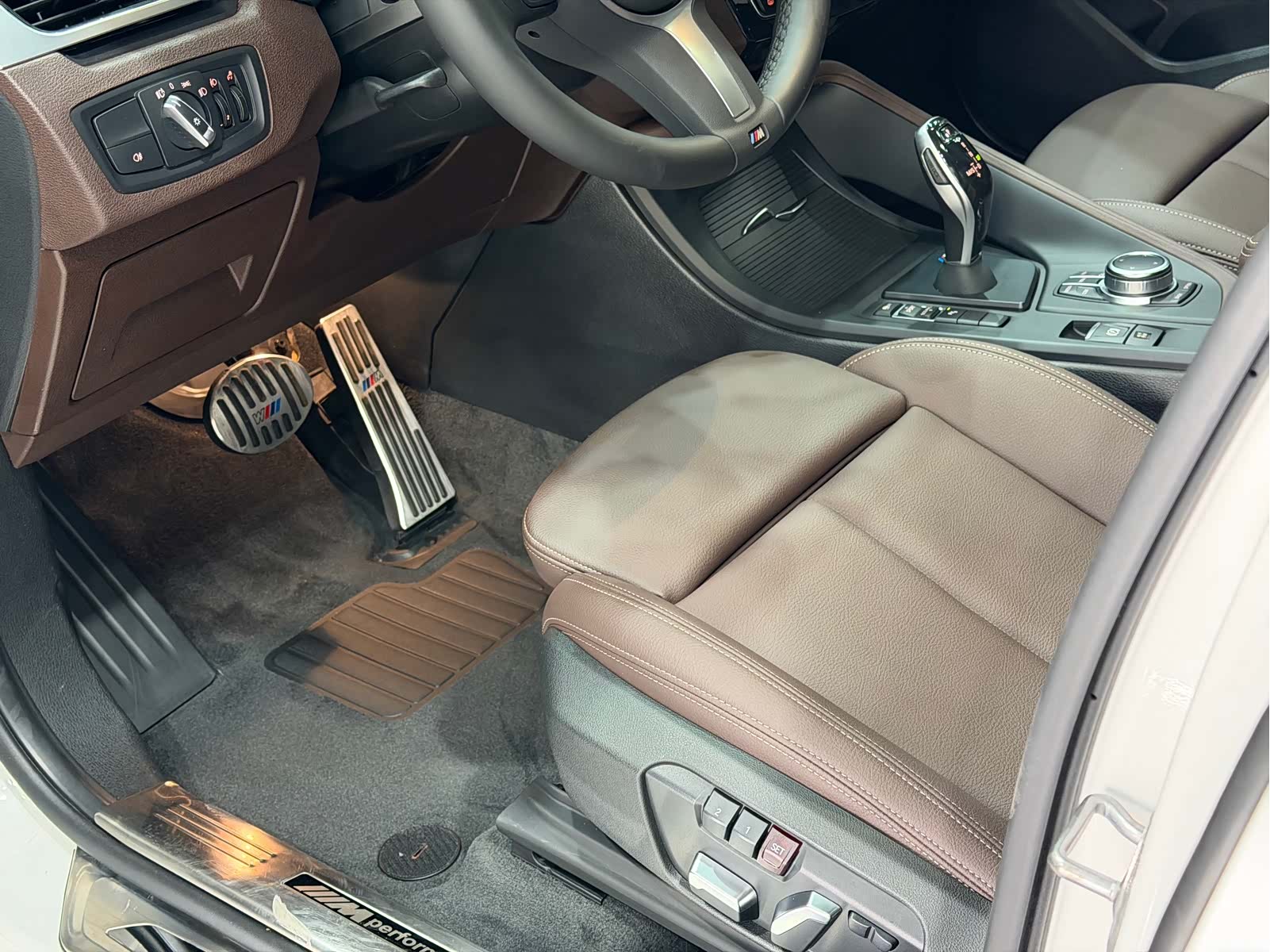 BMW X1, 2023 9