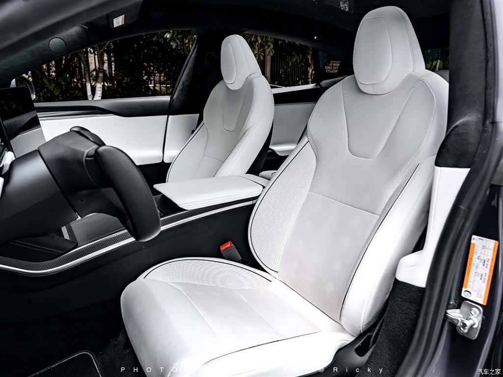 Tesla Model S, 2023 9