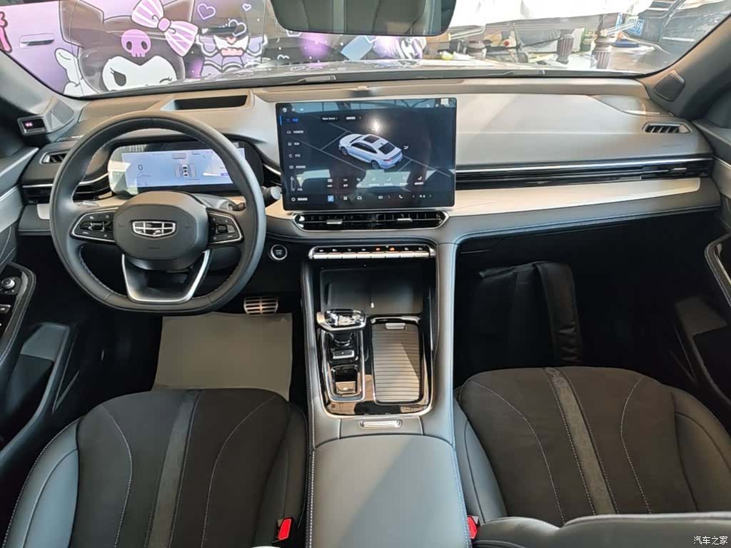 Geely Preface, 2025 10