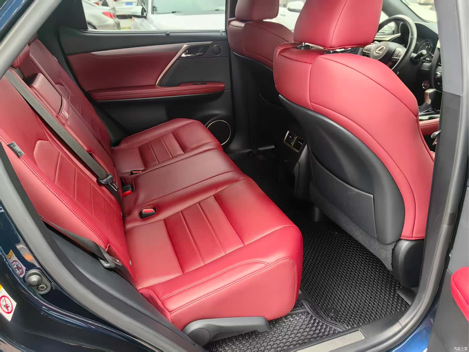 Lexus RX, 2019 13