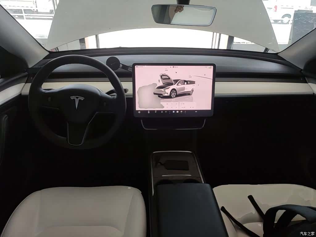 Tesla Model Y, 2022 10