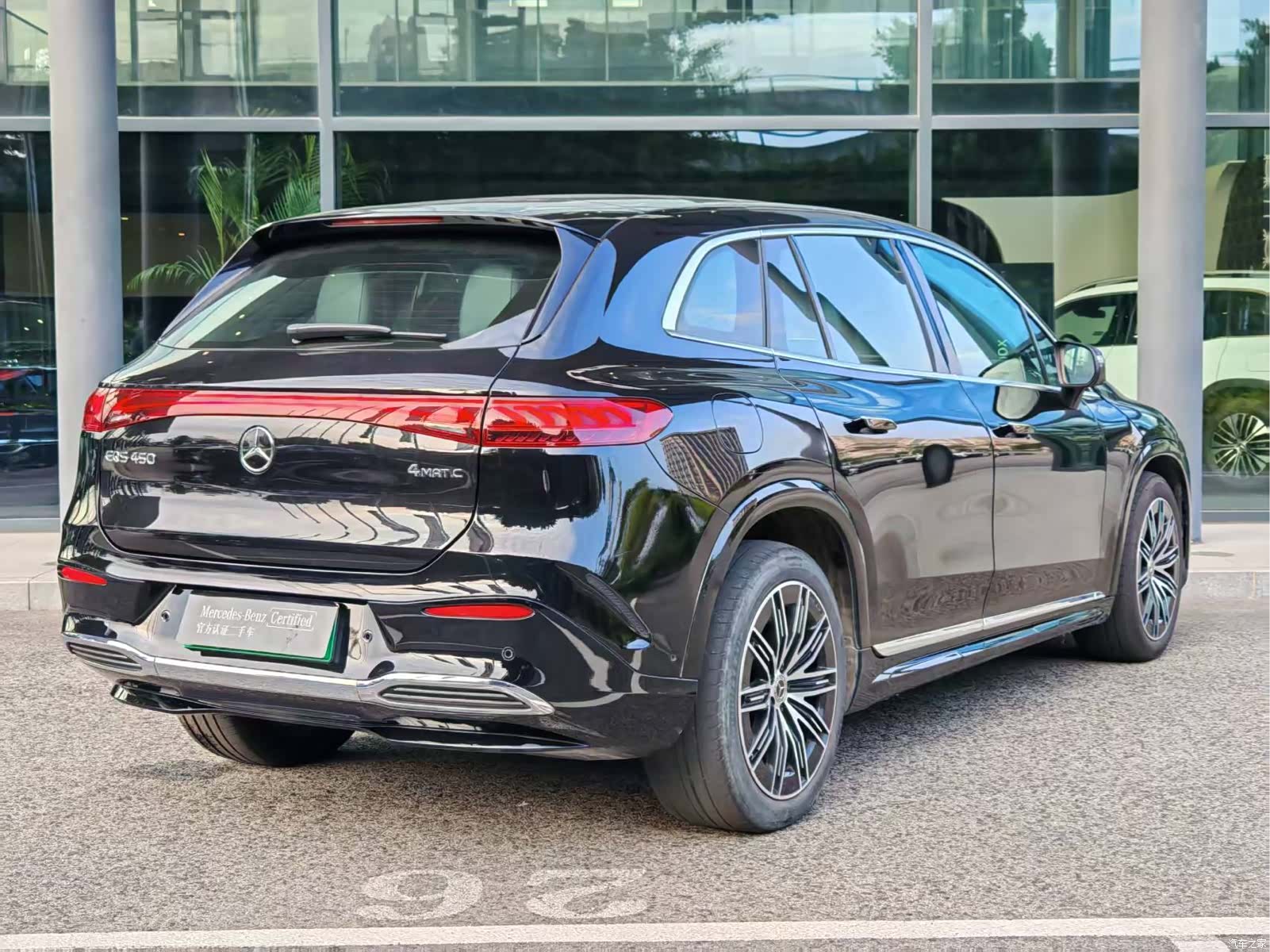 Mercedes-Benz EQS, 2023 6