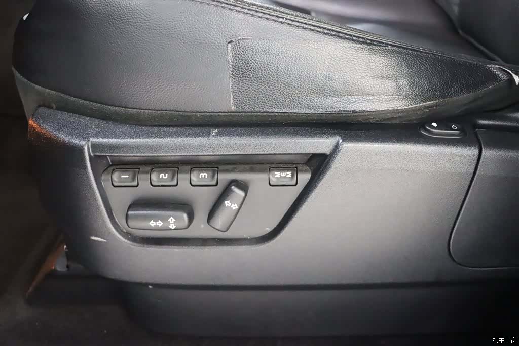 Land Rover 2, 2008 13