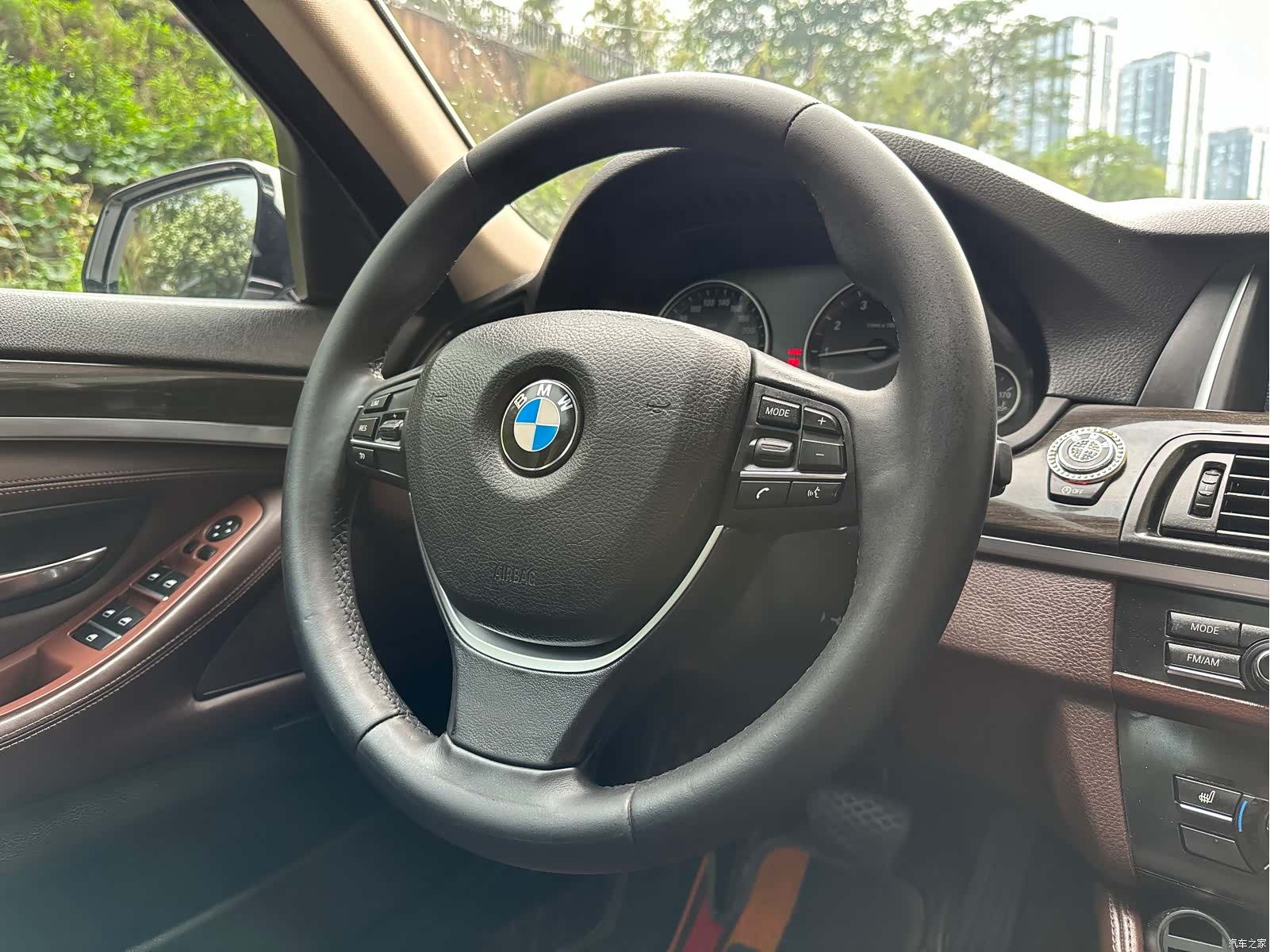 BMW 5 Series, 2016 18