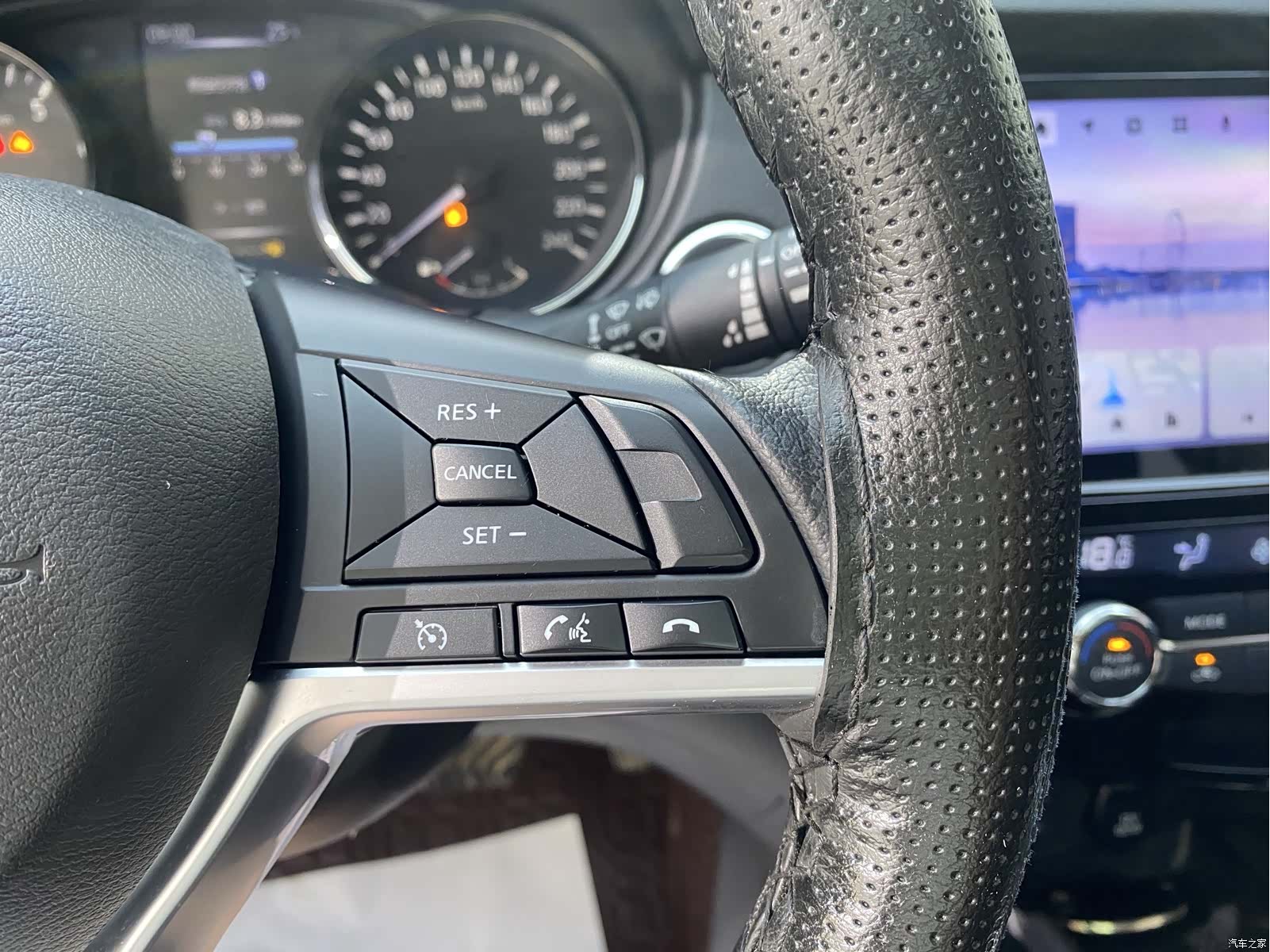 Nissan X-Trail, 2023 13