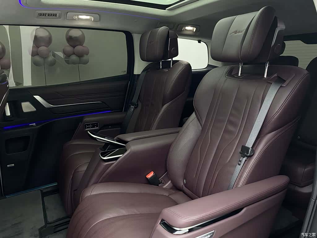Buick Century, 2023 6