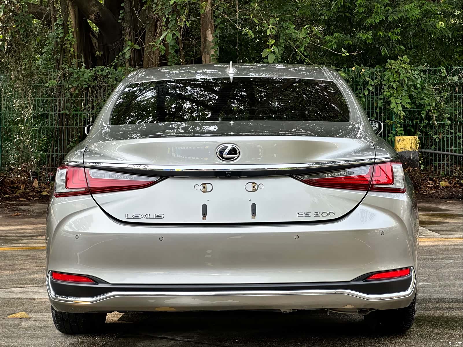 Lexus ES, 2021 12