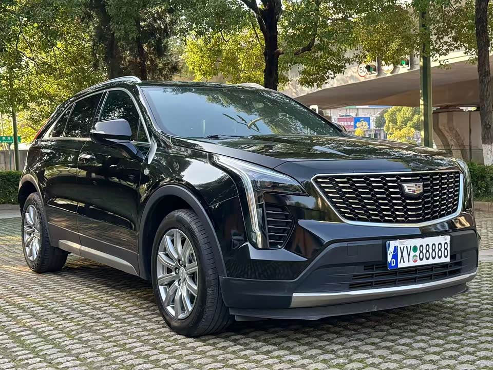 Cadillac XT4