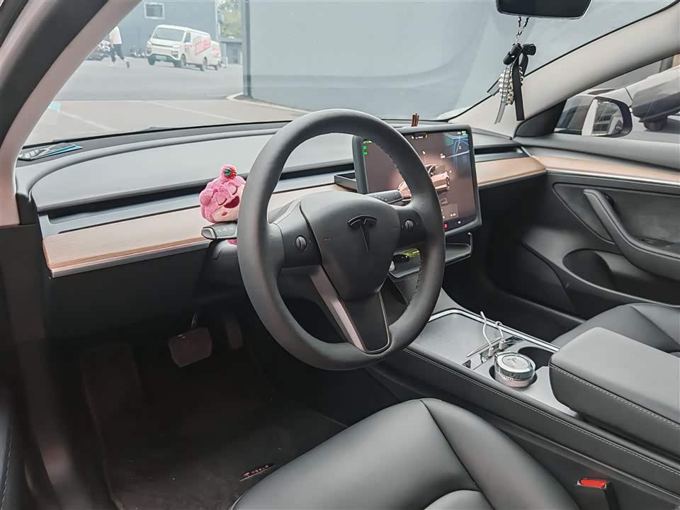 Tesla Model 3 Tesla Model 3