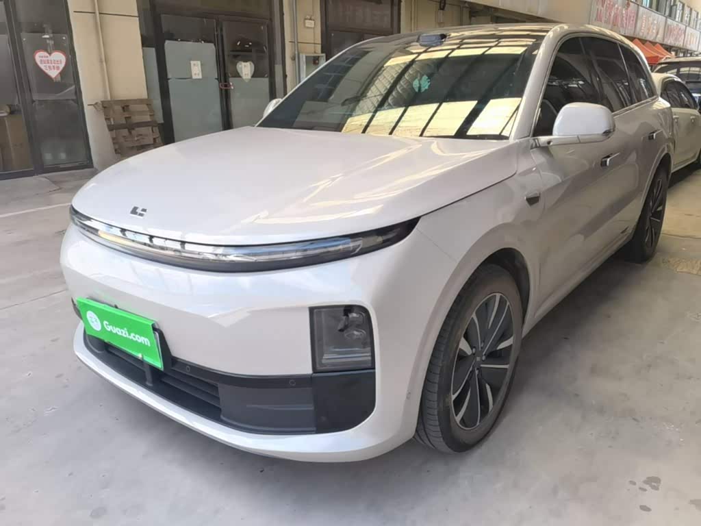 Li Auto L6