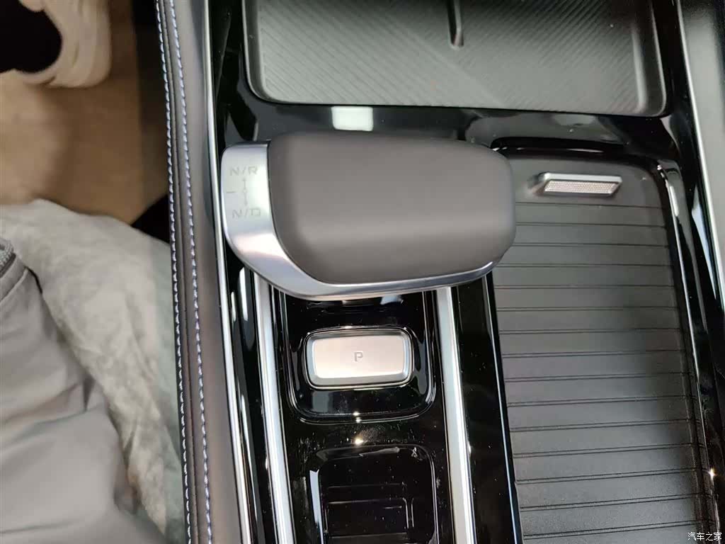 Geely Preface, 2026 14