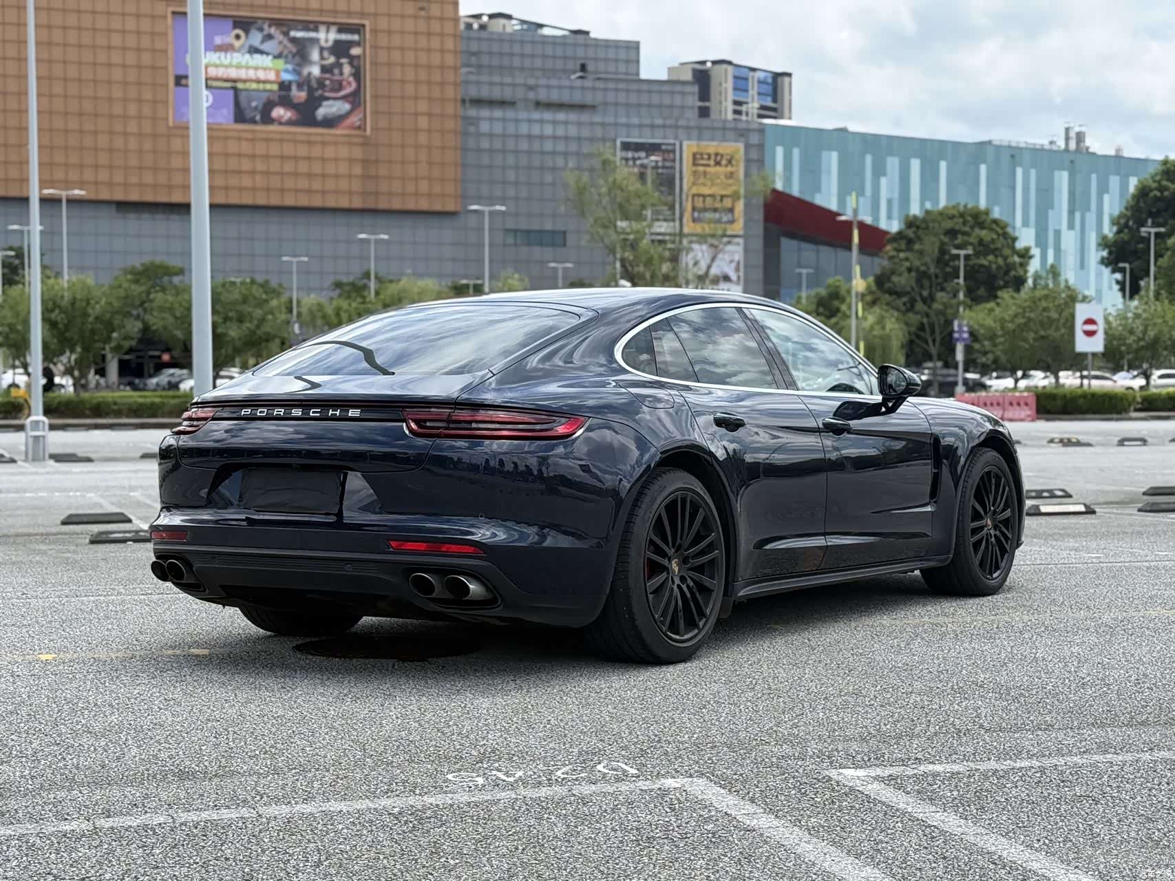 Porsche Panamera, 2018 7
