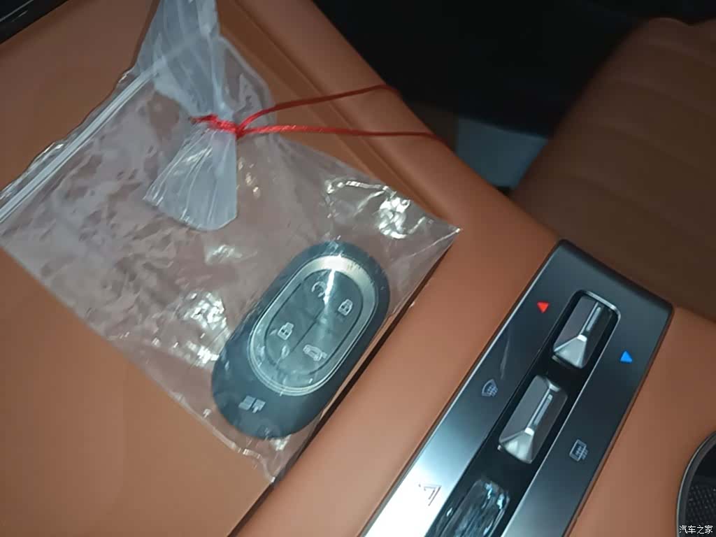 Jetour L7, 2026 17