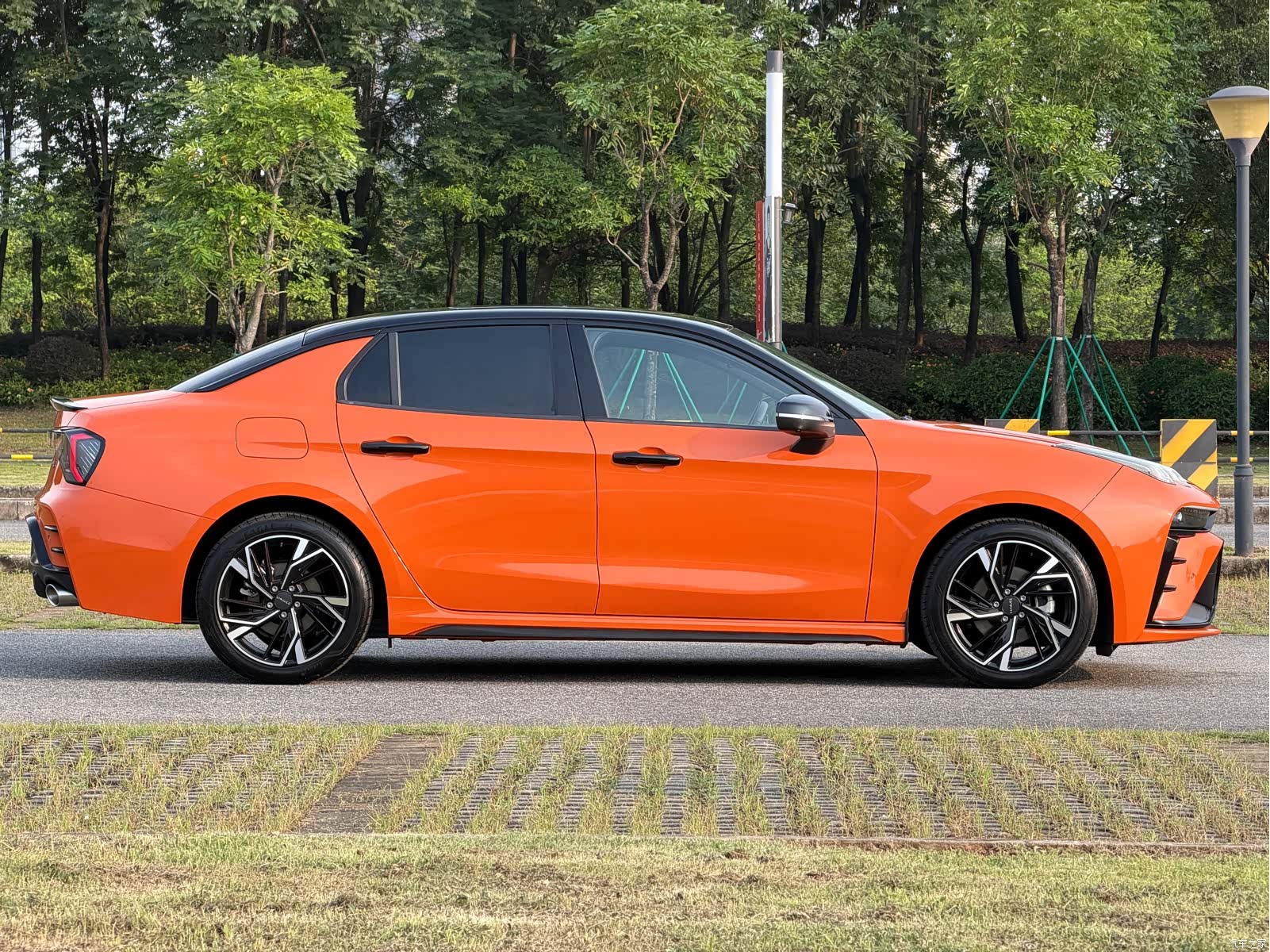 Lynk & Co 02, 2024 10