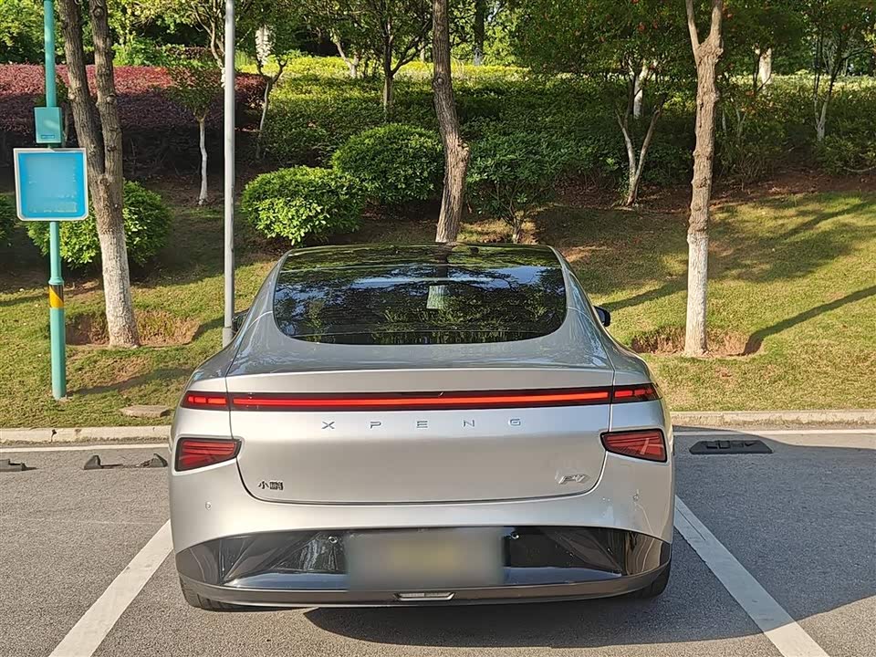 XPENG P7 XPENG P7