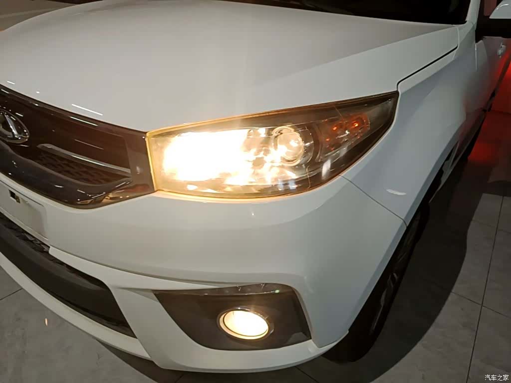 Chery 3, 2015 24