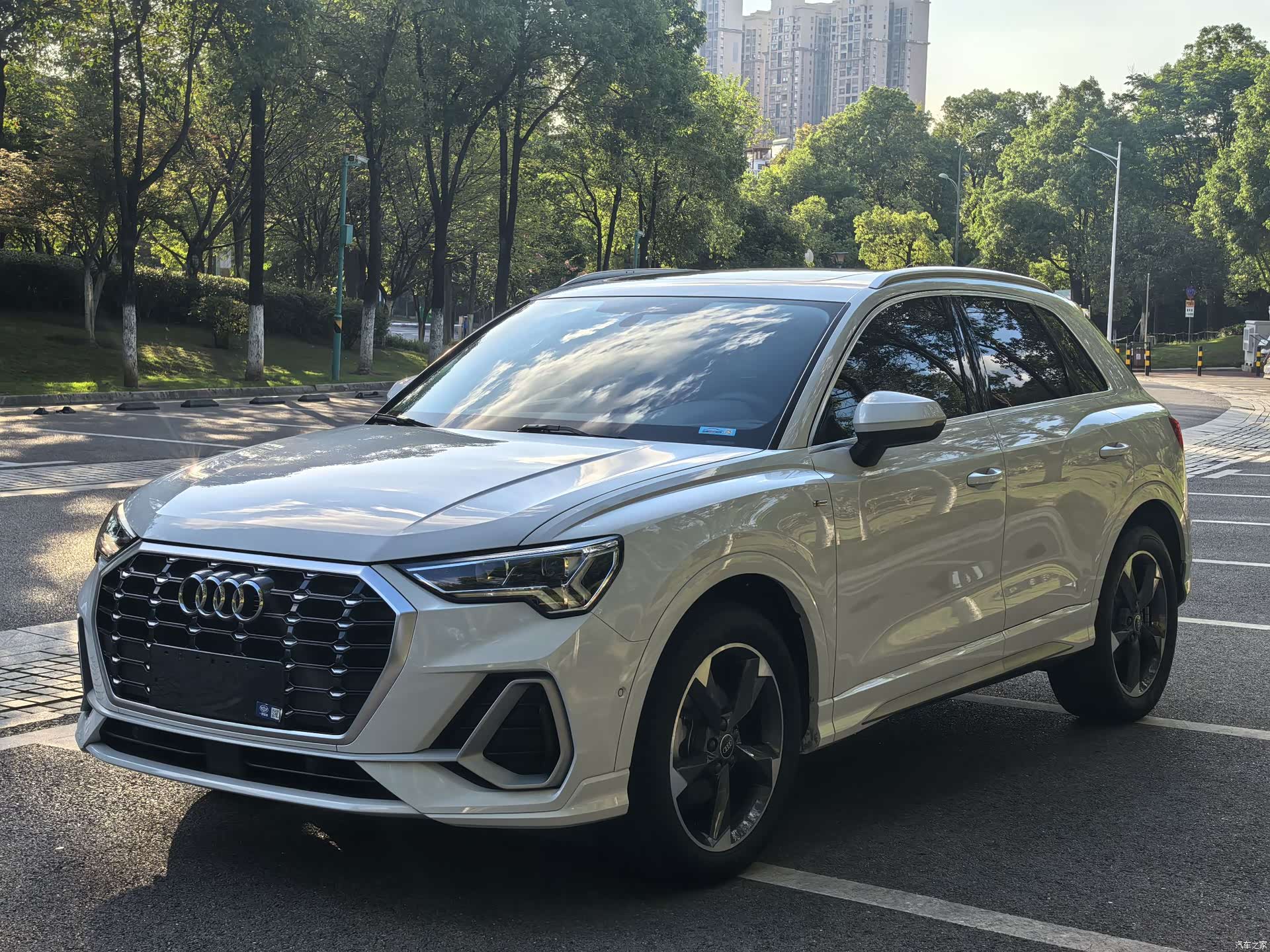 Audi Q3, 2023 3