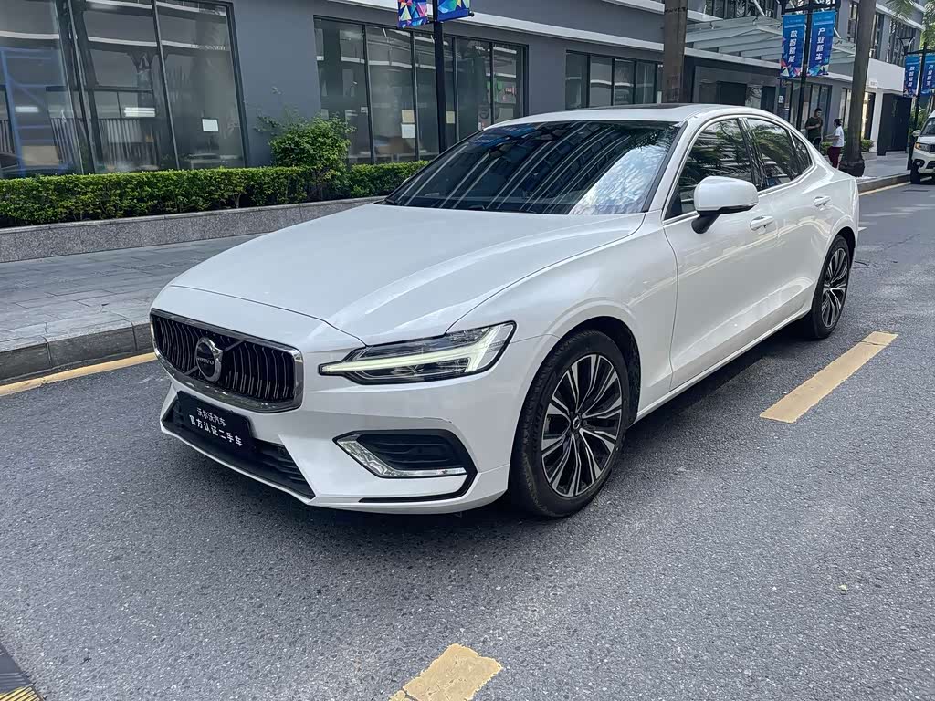 Volvo S60