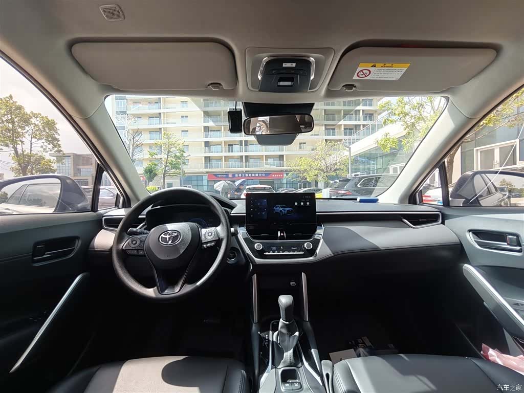 Toyota Corolla, 2025 6