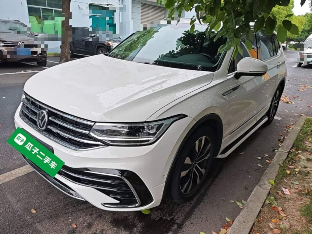 Volkswagen Tiguan L