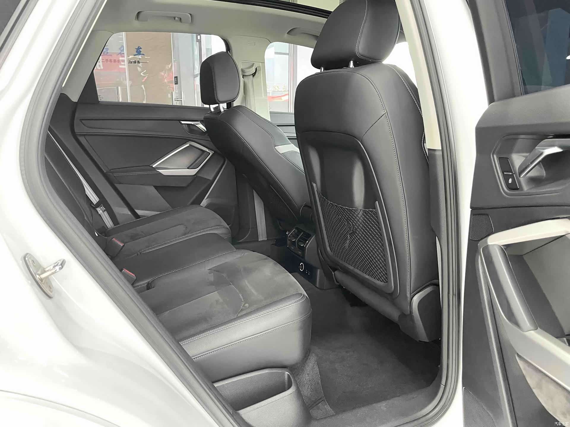 Audi Q3, 2022 13