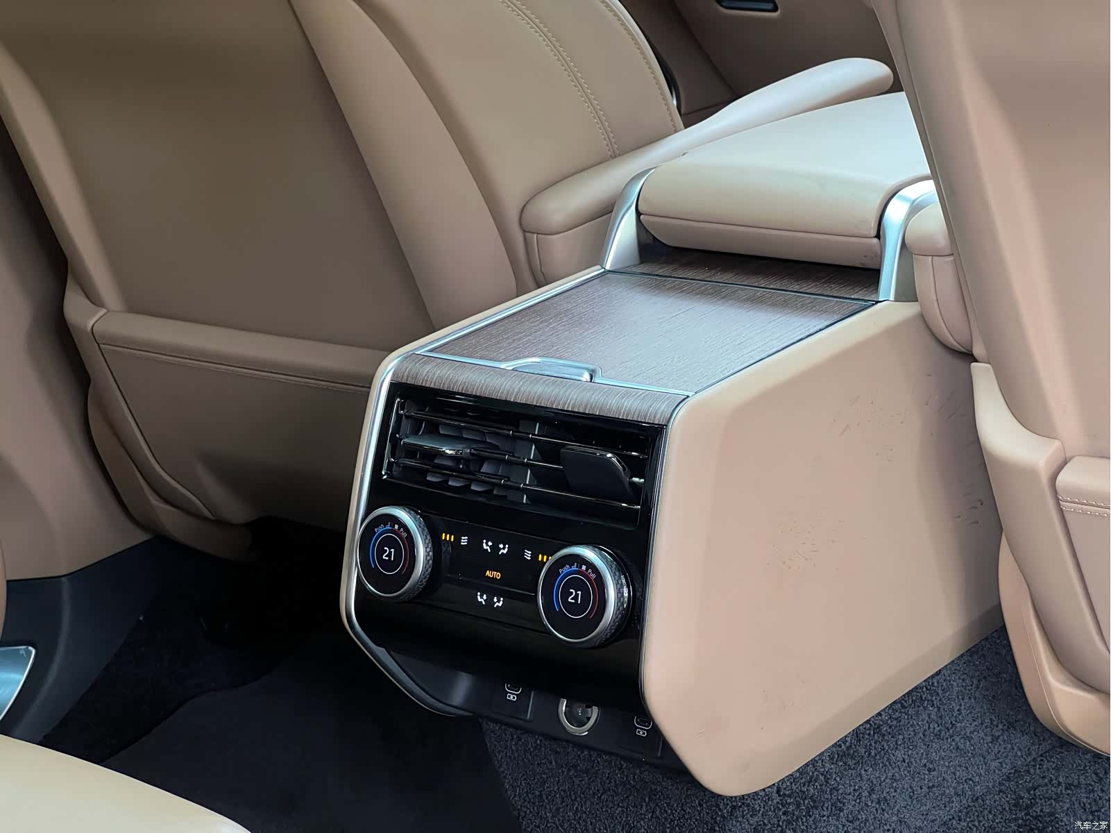 Land Rover Range Rover, 2023 20
