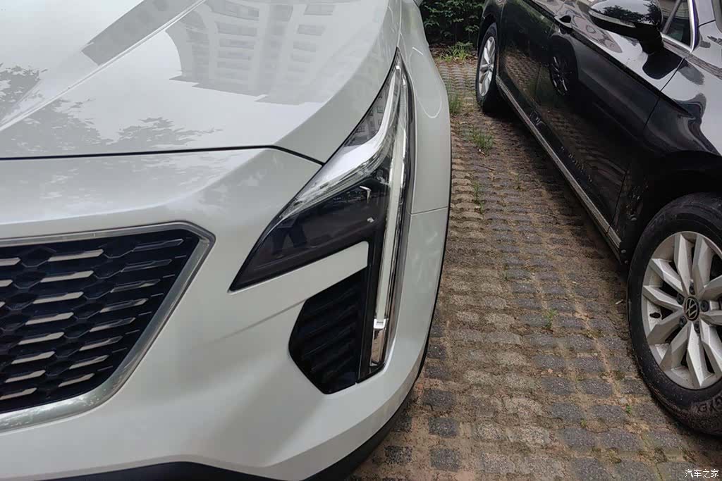 Cadillac XT4, 2019 все фото
