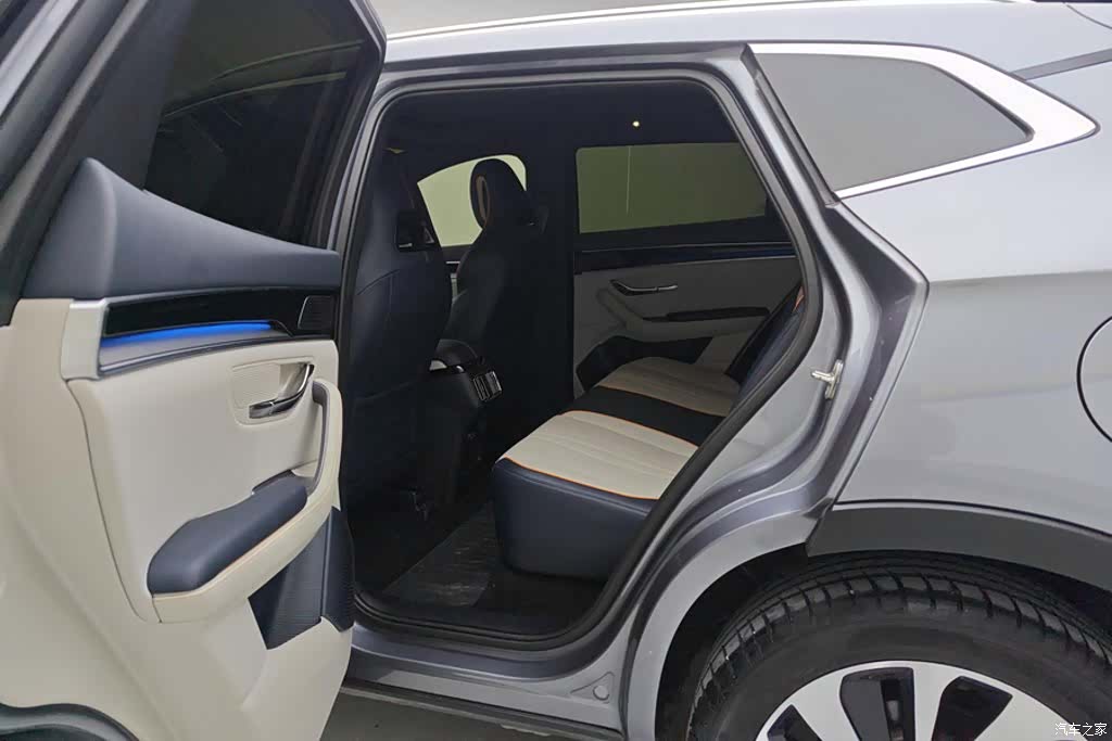 BYD Song, 2024 11